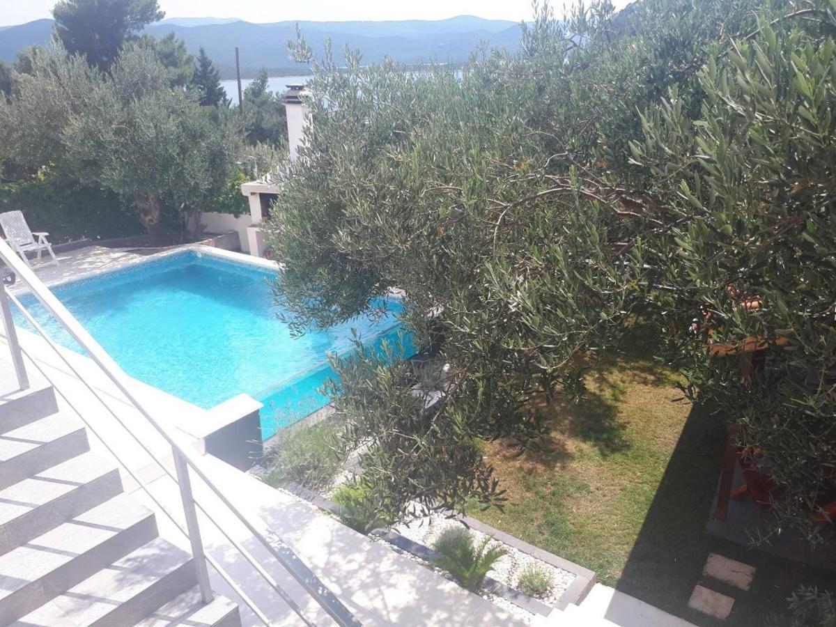 Vila Ivka Gardens Klek Dış mekan fotoğraf