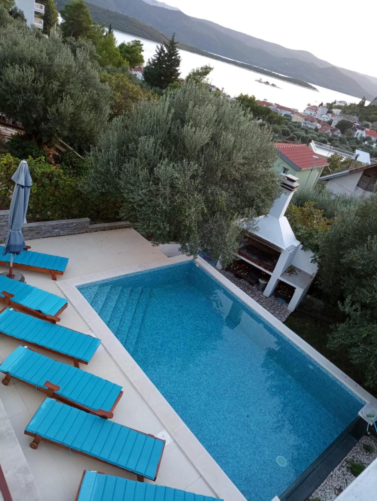 Vila Ivka Gardens Klek Dış mekan fotoğraf